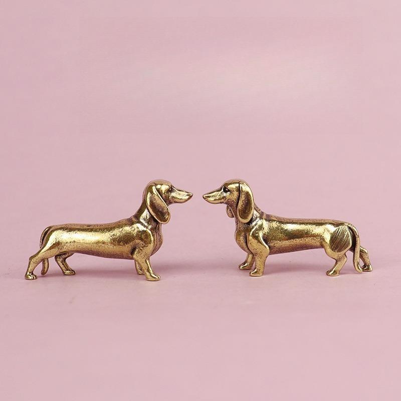 Dachshund Brass Ornament Collectible Mini Brass Dog Figurine Craft Desktop Ornament for Home Living Room Bookshelf Decor Gift