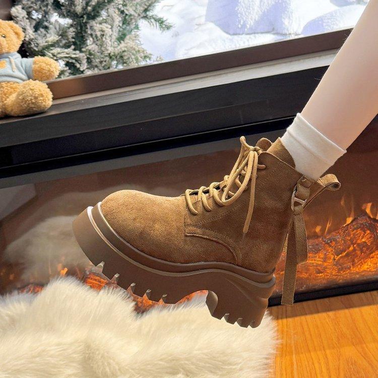 Brytyjski styl 2025 jesień nowe matowe skórzane sznurowane buty Martin damskie platformowe krótkie buty lokomotywowe pojedyncze buty z dużą główką