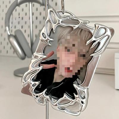 Korejský INS Pokročilý Smysl Stříbrný Galvanický Speciální Tvar Držák ID Karty Kpop 3palcové Pouzdro na Fotokarty Přívěsek na Zobrazení Dívčí Karty