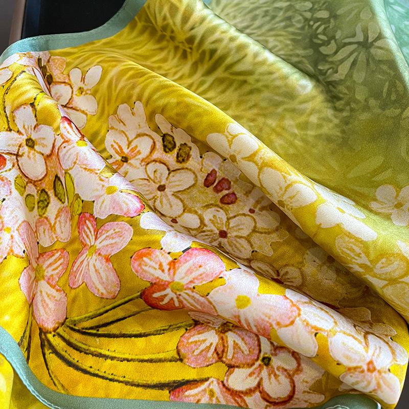 1116 New Silk Scarves, Youthful, Chic, Fashionable Small Square Scarves, Printed Elegant and Versatile, Mulberry Silk Scarves Wholesale