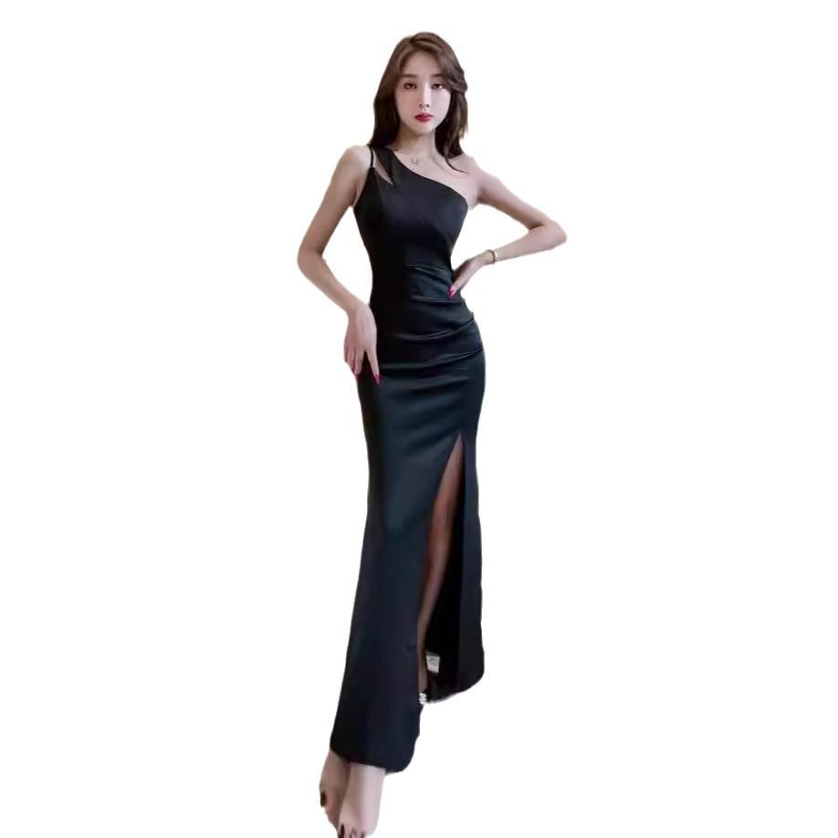 White Evening Dress Female New Banquet Temperament High-end Celebrity Host Advanced Sense Sexy Fishtail Shoulder