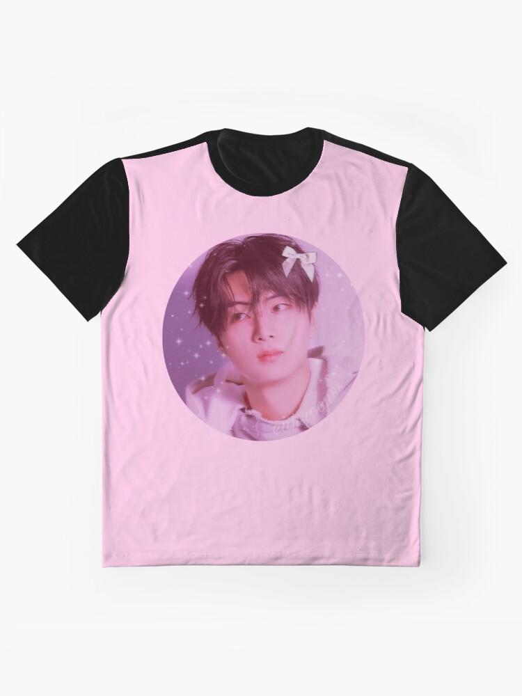 ENHYPEN JAY Pink ribbon - Big icon Soft pink version Graphic T-Shirt