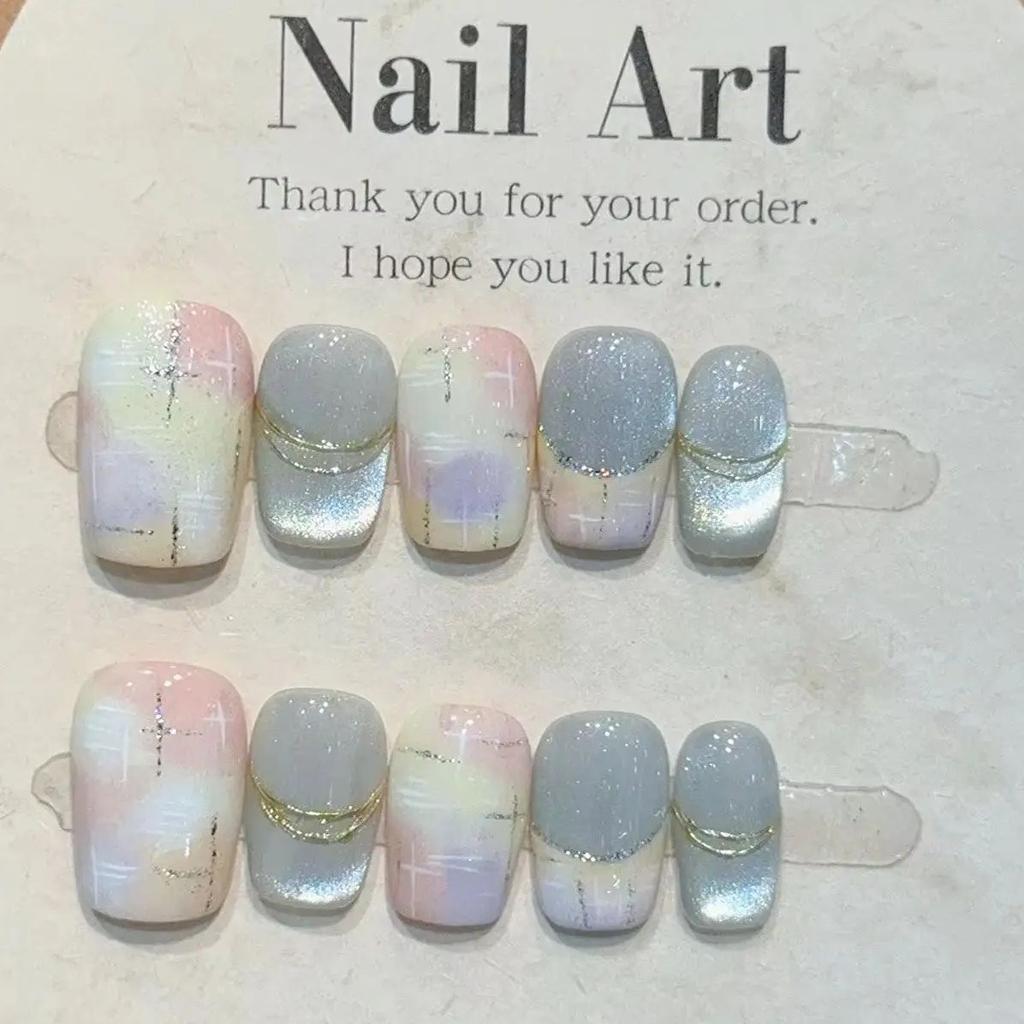 10Pcs Mixed Color Acrylic Fake Nails Blue Cat Eye French Flash Short Stick on Nail Detachable Fashion Ballet Full Cover Press On
