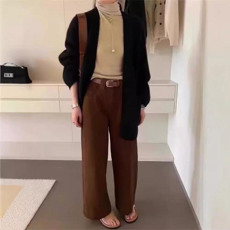 Autumn and Winter Sweater Jacket Women's Loose Lazy Style Loose and Versatile Design Sense Pocket Knitted Cardigan Top Women