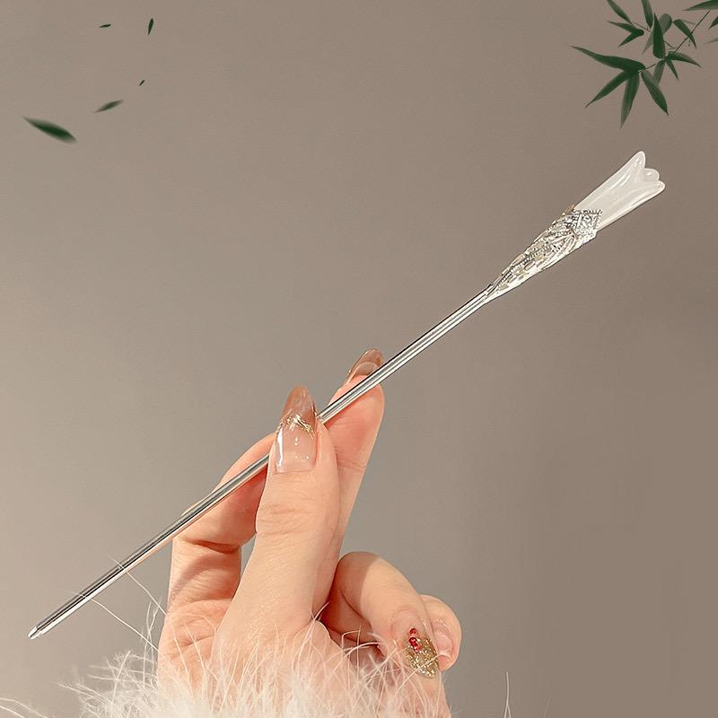 

Elegant Chinese Style Alloy Tassel Hair Stick - Versatile High-End Hairpin for Buns & Updos