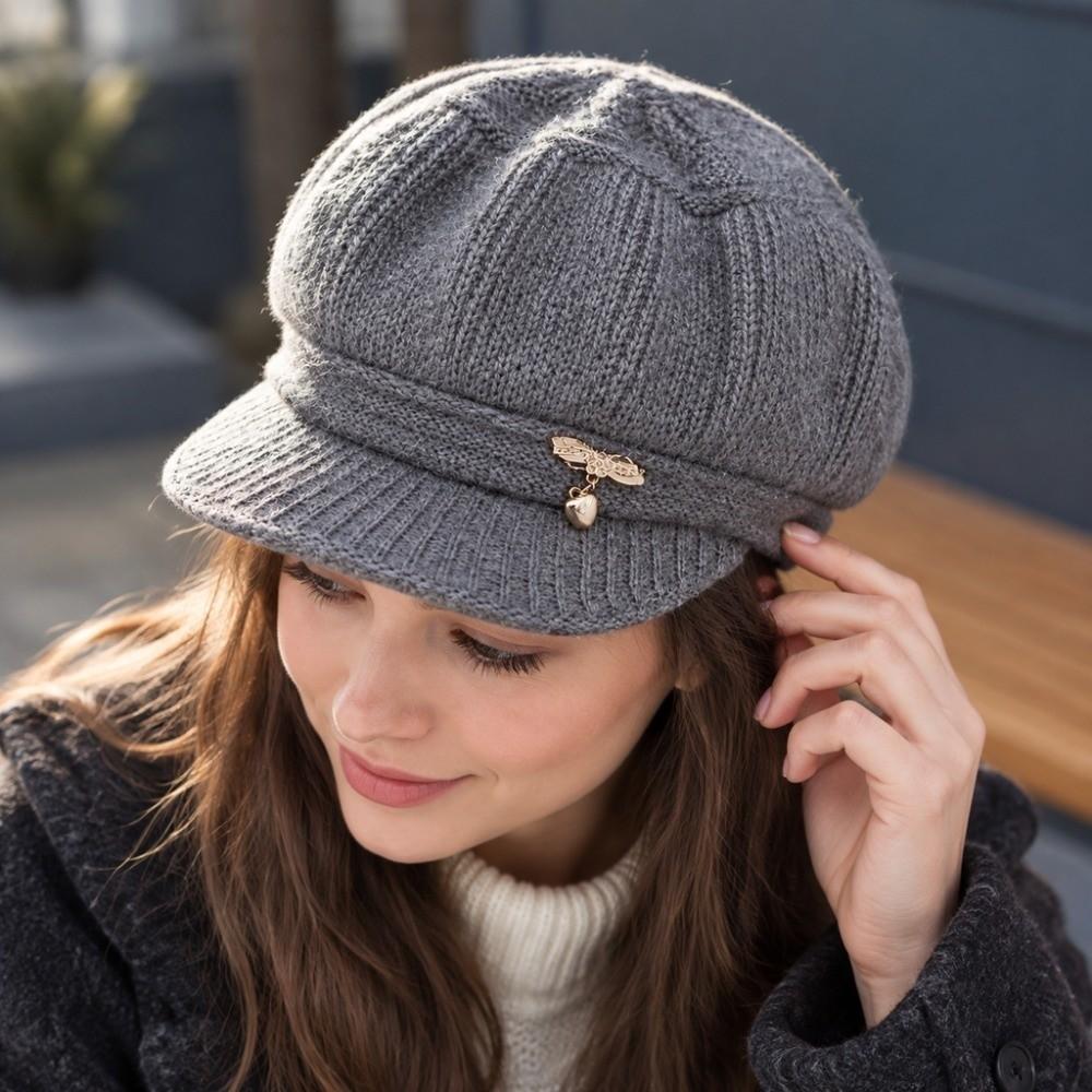 Windproof Pumpkin Beret Hat Thickened Beanies Hat Ear Protection Cap for Middle Aged Women