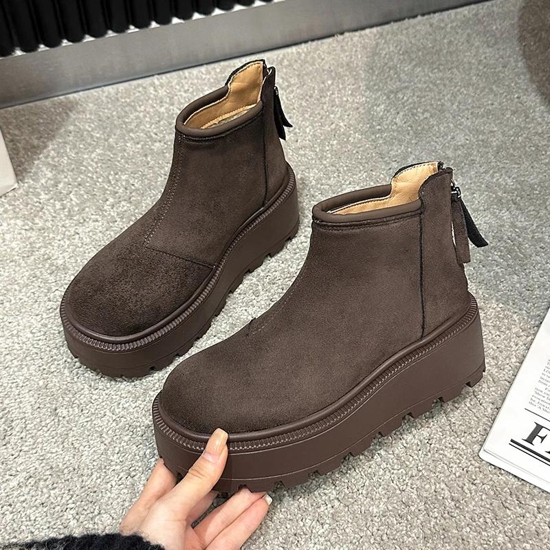 Damenmode Keilabsatz Baumwollstiefel Winter Neu Runde Spitze Wildleder Reißverschluss hinten Dicke Sohle Rutschfest Kurze Schneestiefel