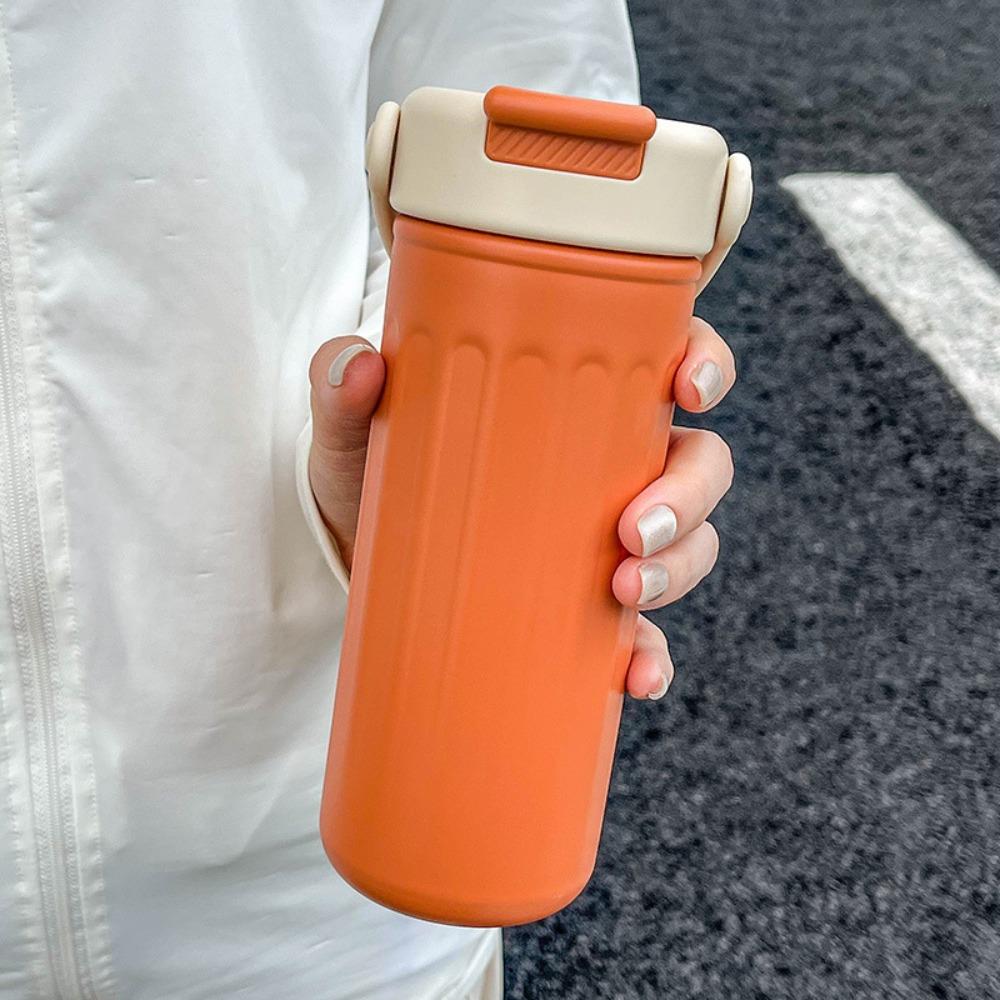 High-Capacity Stainless Steel Thermos Cup Insulation Or Cooling Straw Travel Cup  Outdoors