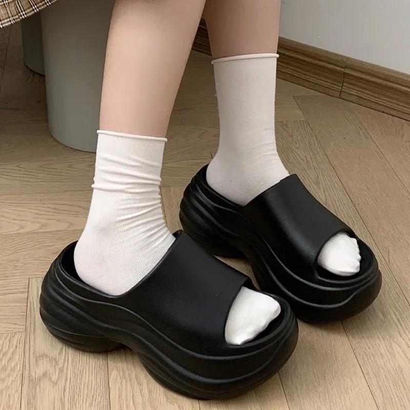 Fashion Women's Fashion Chunky Platform Slippers Summer 2025 Non Slip Wedges Sandals Woman Outdoor Thick Bottom Eva Slippers for Women