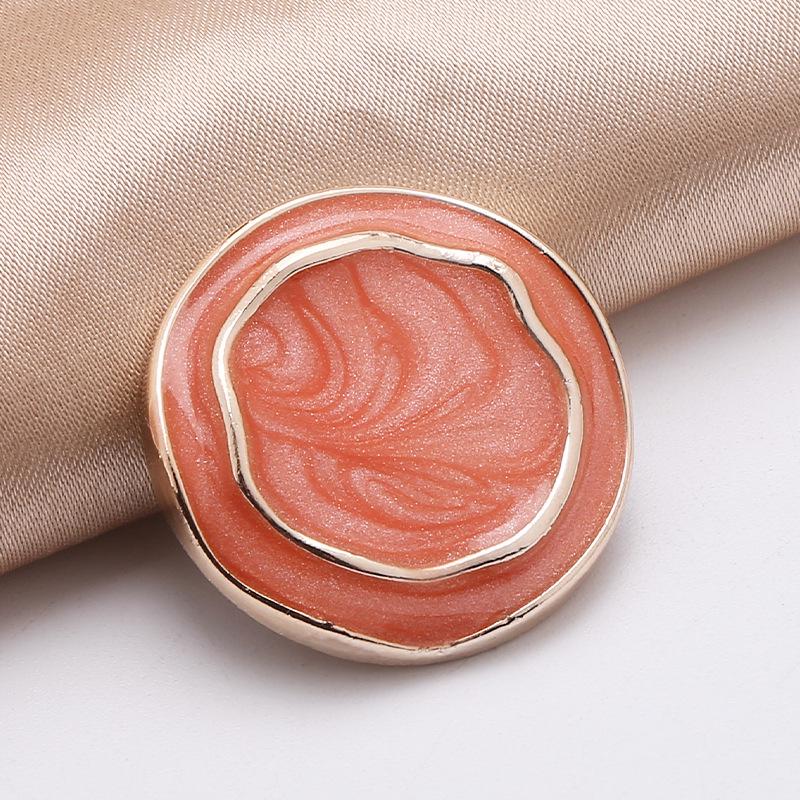 

Пластиковые пуговицы специальной формы с гальваническим покрытием Xiangfeng для пальто, свитеров и кардиганов