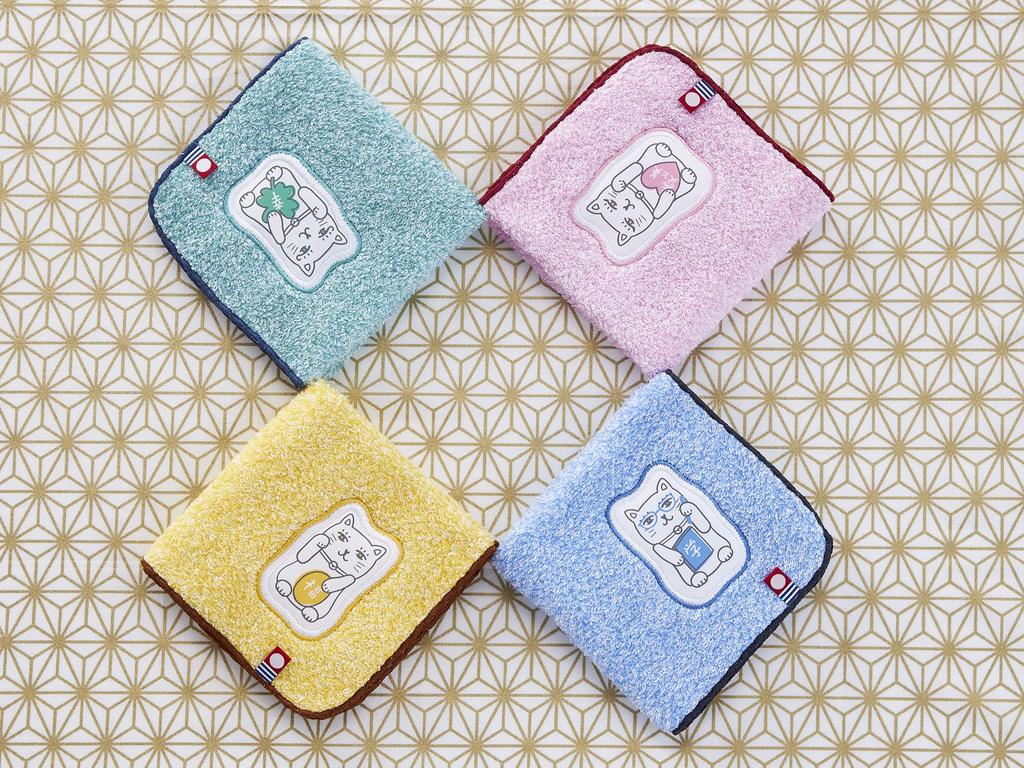 Kosugizen Lucky Charm Mini Handkerchief Towel Design Yellow 25 X 25 Cm 1 Piece - Maneki-neko (Lucky Cat) - - - - IMHK-80YE