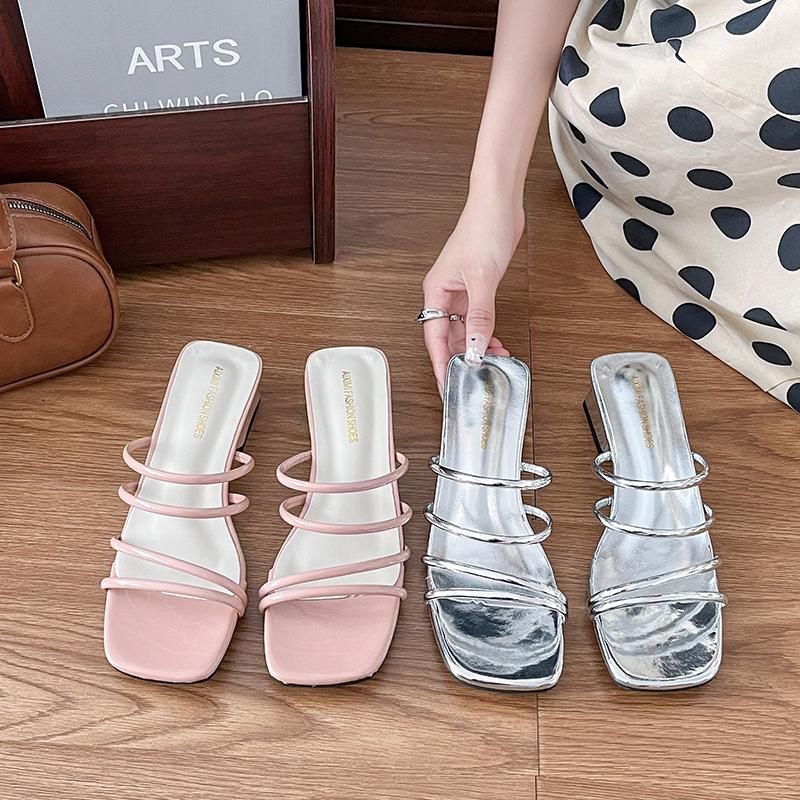 2025 one-word slippers women's new Korean version of two-heeled thin straps in summer with 100 wear cool and fairy wind cool slippers