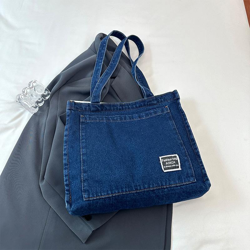 

2024 весна новая японская и корейская ретро сумка через плечо повседневная эстетическая тенденция персонализированная косая сумка-тоут в иностранном стиле темно-синий