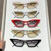 Occhiali da sole alla moda a forma di gatto triangolare per presbiopia, occhiali da lettura protettivi UV per esterni da donna con diottrie positive, occhiali alla moda