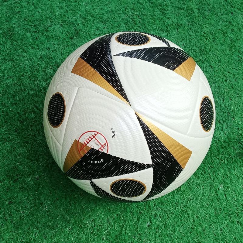 Yi Bei European Cup Size 5 Training Football