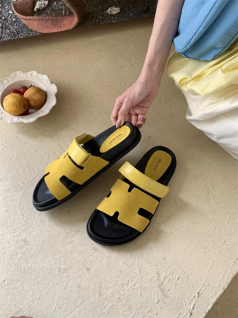 

BEI LI XUAN thick-soled H-type slippers for women s summer wear 2025 new retro non-slip casual half-drag 39