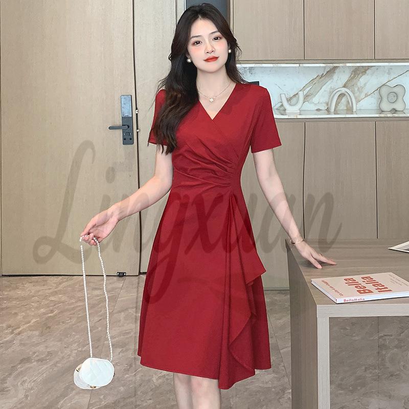 Elegant Red V-Neck Summer Dress for Women - Slim Fit, Waist-Cinching, Hepburn Style, Short-Sleeved