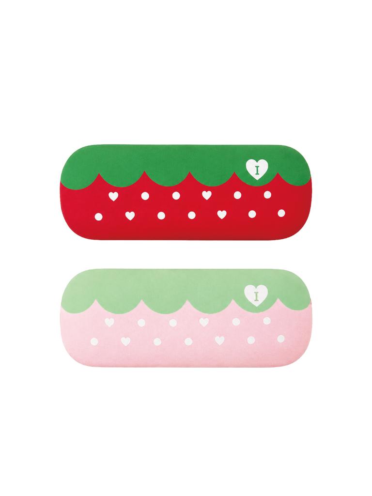 Aisseommeoli Love Berry Glasses Case / 2 Colors
