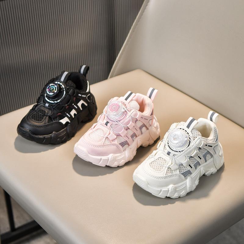 New Spring Collection of Children's Shoes2026Children's sports shoes with breathable mesh and rotating buckle, running shoes for boys and girls, dad
