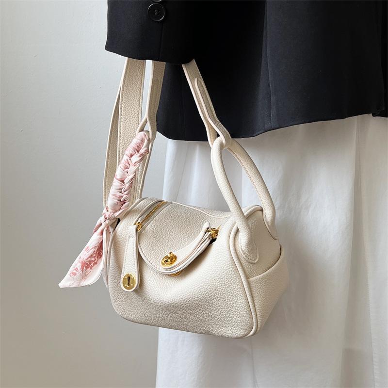 New Fashion Style Small Portable Shoulder Oblique Span Women's Bag