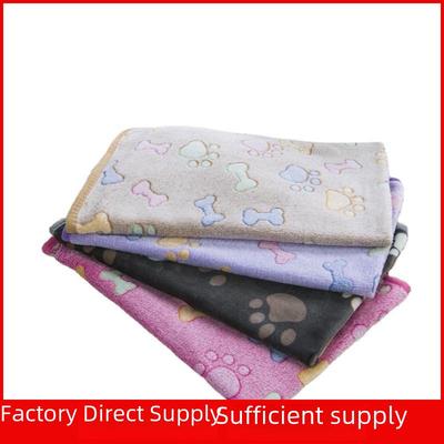 "Flannel Pet Blanket Mat for Cats and Dogs – Warm and Cozy Sleeping Pad for Autumn and Winter"