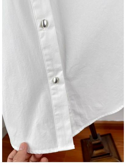 Women's Mid-Length White Cotton Shirt with Heavy Embroidered Petal Lace Collar, Long Sleeves, Loose Fit Covering Belly and Hips