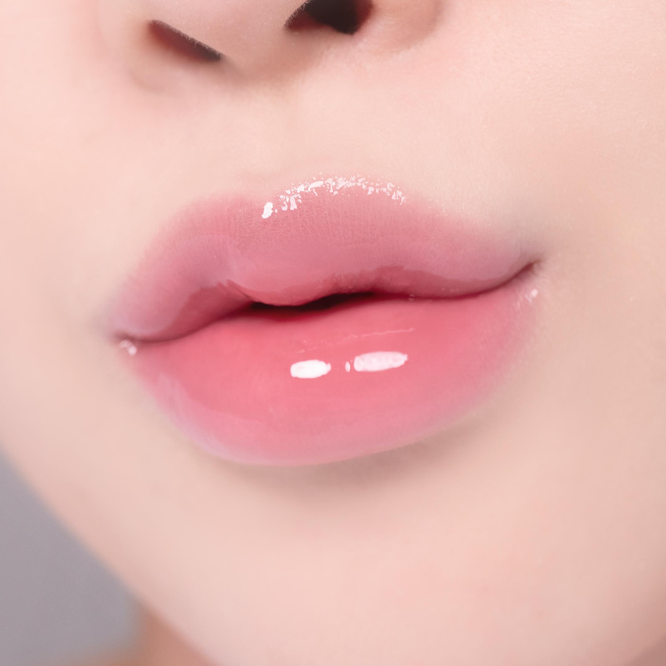 

Etude Over Glow Gloss 2,8 г (Один товар/акція)_6 Кольори 02 Cotton Candy (+gloy lip balm)