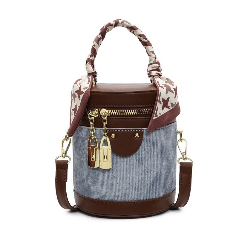 

Минималистичная сумка кроссбоди с цветовыми блоками: 2025 Осень/Зима Сумка-цилиндр для женщин - Продвинутая, Модная, Универсальная 14*12*16cm