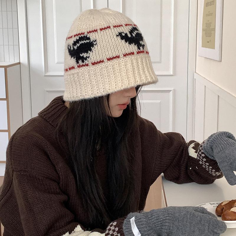 New Jacquard Knitted Bucket Hat Women's Autumn and Winter Versatile Bucket Hat Retro Face Small Wool Hat