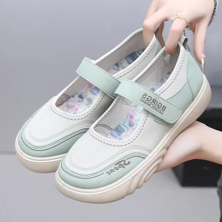 Shoes women's spring and autumn new Velcro lazy shoes shoes round head breathable comfortable women's shoes fashion single shoes