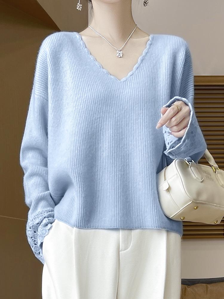Women's 100% Pure Wool V-Neck Lace Long Sleeve Loose Sweater - Autumn/Winter 2025 Collection