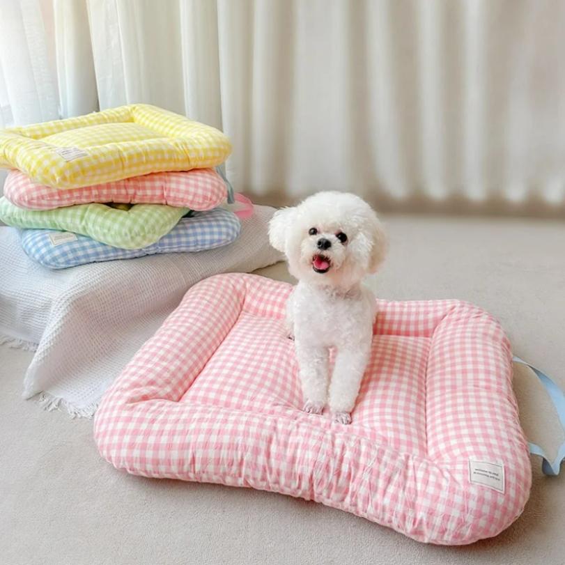 Cute Plaid Dog Cat Cushion Chic Pet Mat Soft Reversible Washable Pad for Bed, Sofa Non-Slip Comfort Mat for Puppy Kitten Small