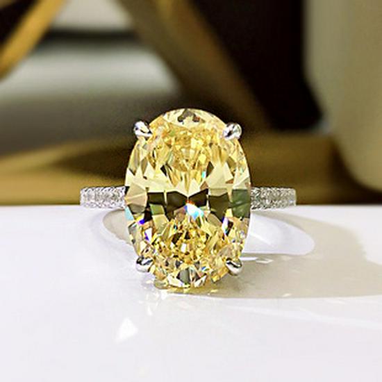 S925 Silver Oval Diamond Ring - Four-Prong Sparkly Fashion Jewelry