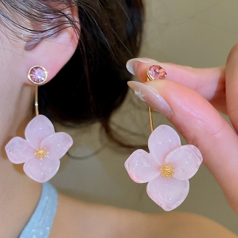 2026 New Arrival White Pink Blue Color Resin Rhinestone Flowers Long Dangle Earrings for Women Real Gold Plated Copper