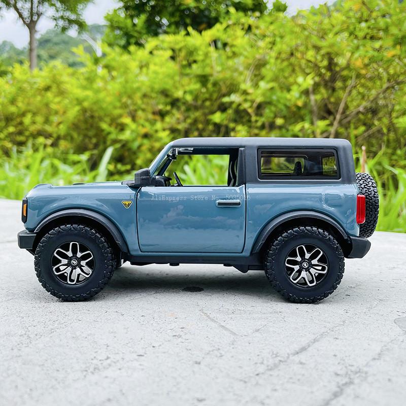 AJL1 Maisto 1:24 Newly launch 2021 Ford Bronco Badlands alloy car model handicraft decoration collection toy tool gift die-casting