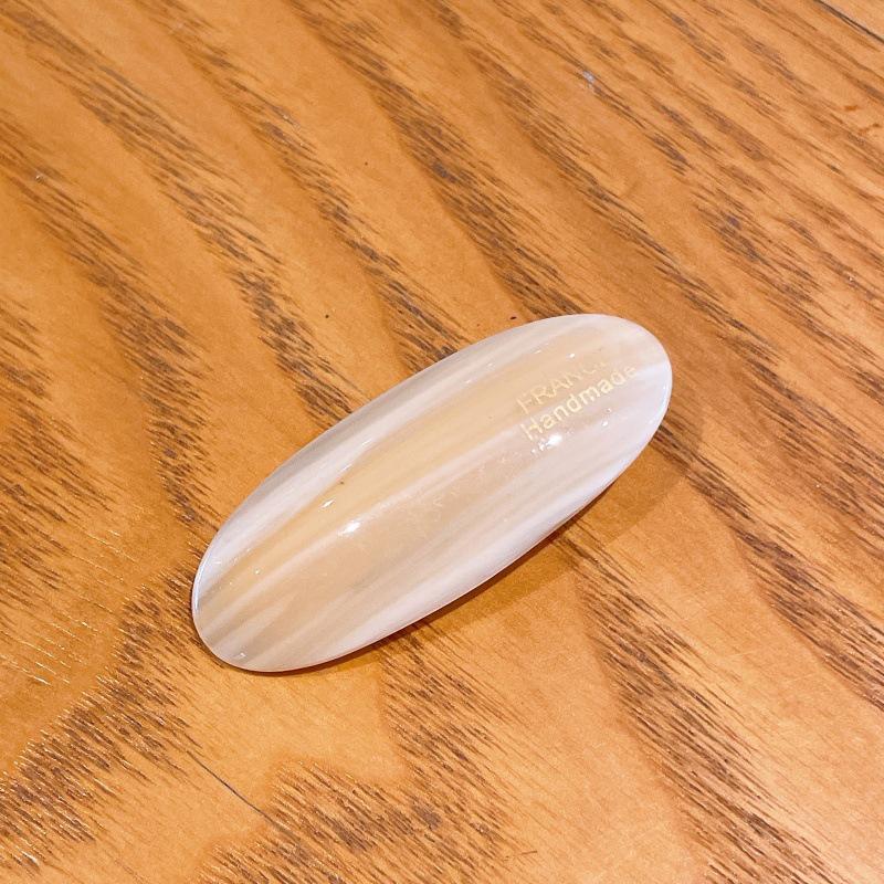 Retro Korean Oval Hair Clip - High Quality Seamless Design for Women