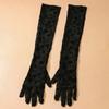 1pair Elegant Women Lace Gloves Weddings Short Gloves Elegant Flowers Gloves for Bridal Accessories