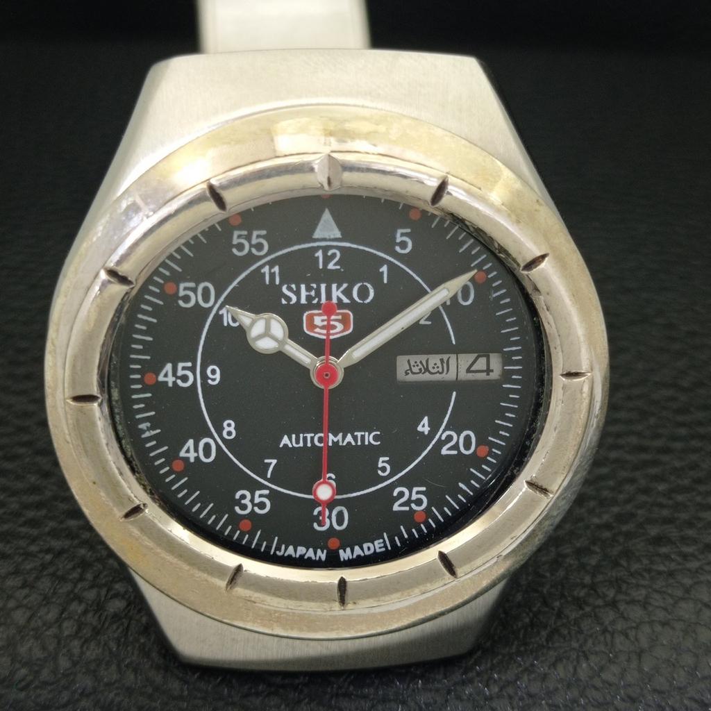 GENUINE VINTAGE SEIKO 5 AUTOMATIC 7019A JAPAN MENS BLACK DIAL WATCH a702413-5 R124-a702413