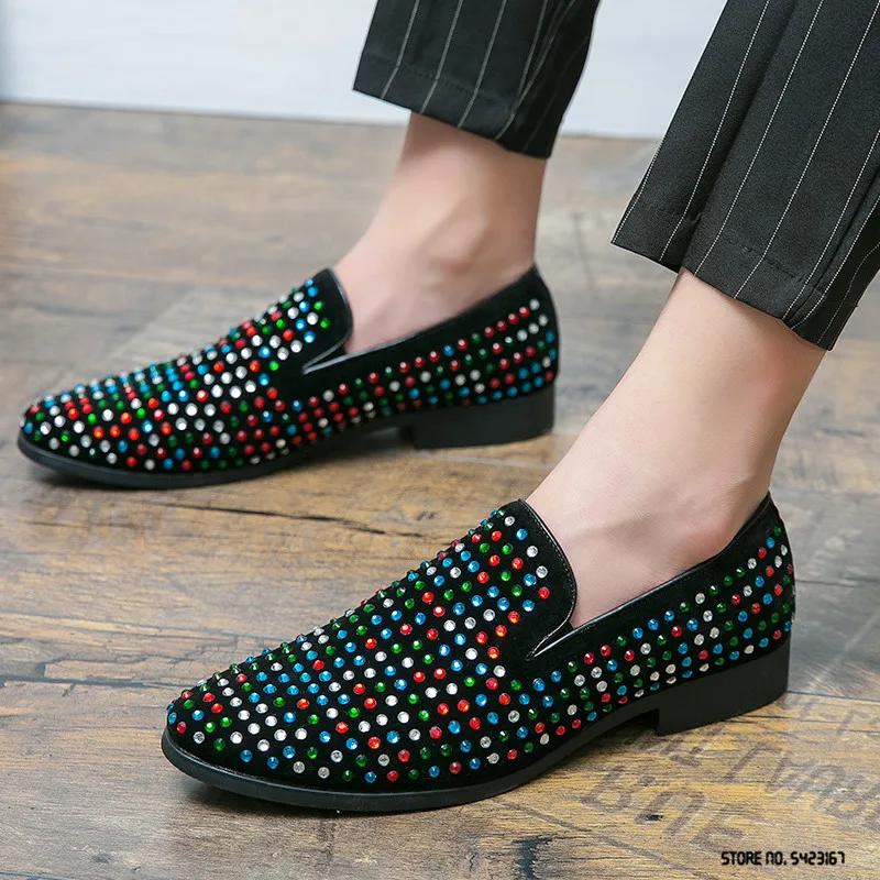 Luxury Designer Charm Rhinestones Pointed Flats Oxford Shoes Man Men Casual Loafers Formal Dress Footwear Shoes for Men