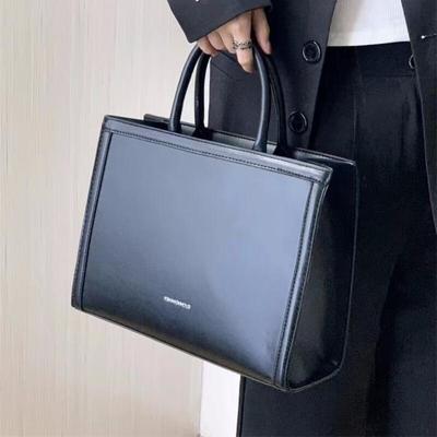 Fashion Handheld Bags Women Shoulder Bags New Texture Solid Color Briefcase PVC Leather Leisure Versatile Outdoor Crossbody Bag