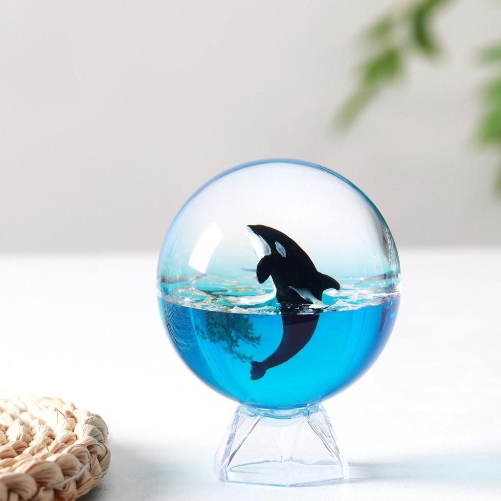 Ocean Whale Resin Crystal Ball Night Light Music Box – Ideal Birthday Gift for Kids & Friends