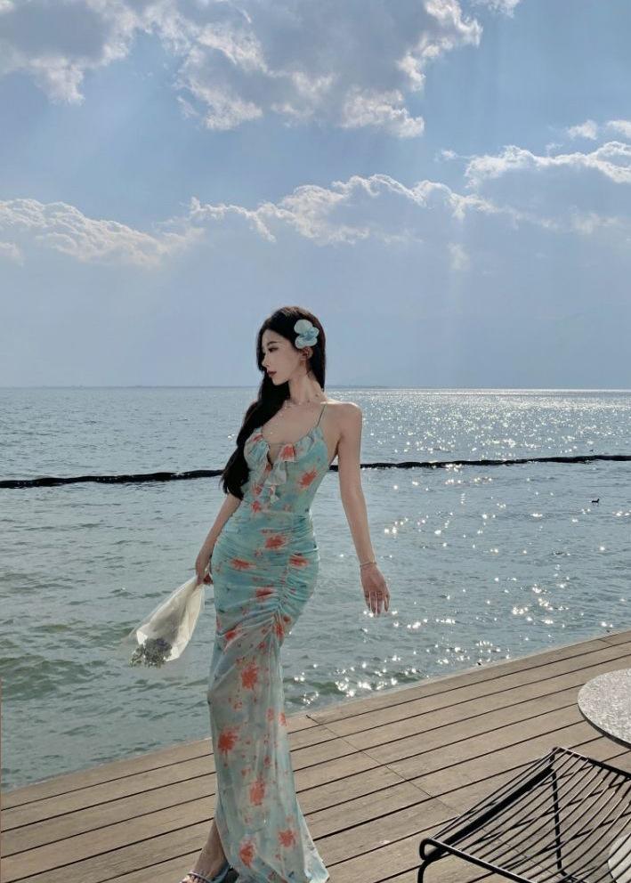 Seaside Vacation Wind V-neck Floral Neck Suspender Dress, Beautiful Waist Slim-fitting Hip-wrapped Split-fork Long Dress
