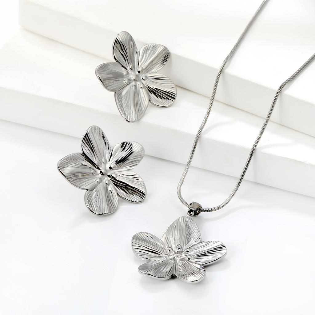 LUXUKISSKIDS 2PC Women's Fashion Trendy Stainless Steel Flower Earrings Necklace Set Gold-Plated Jewellry Party Dressing Gifts