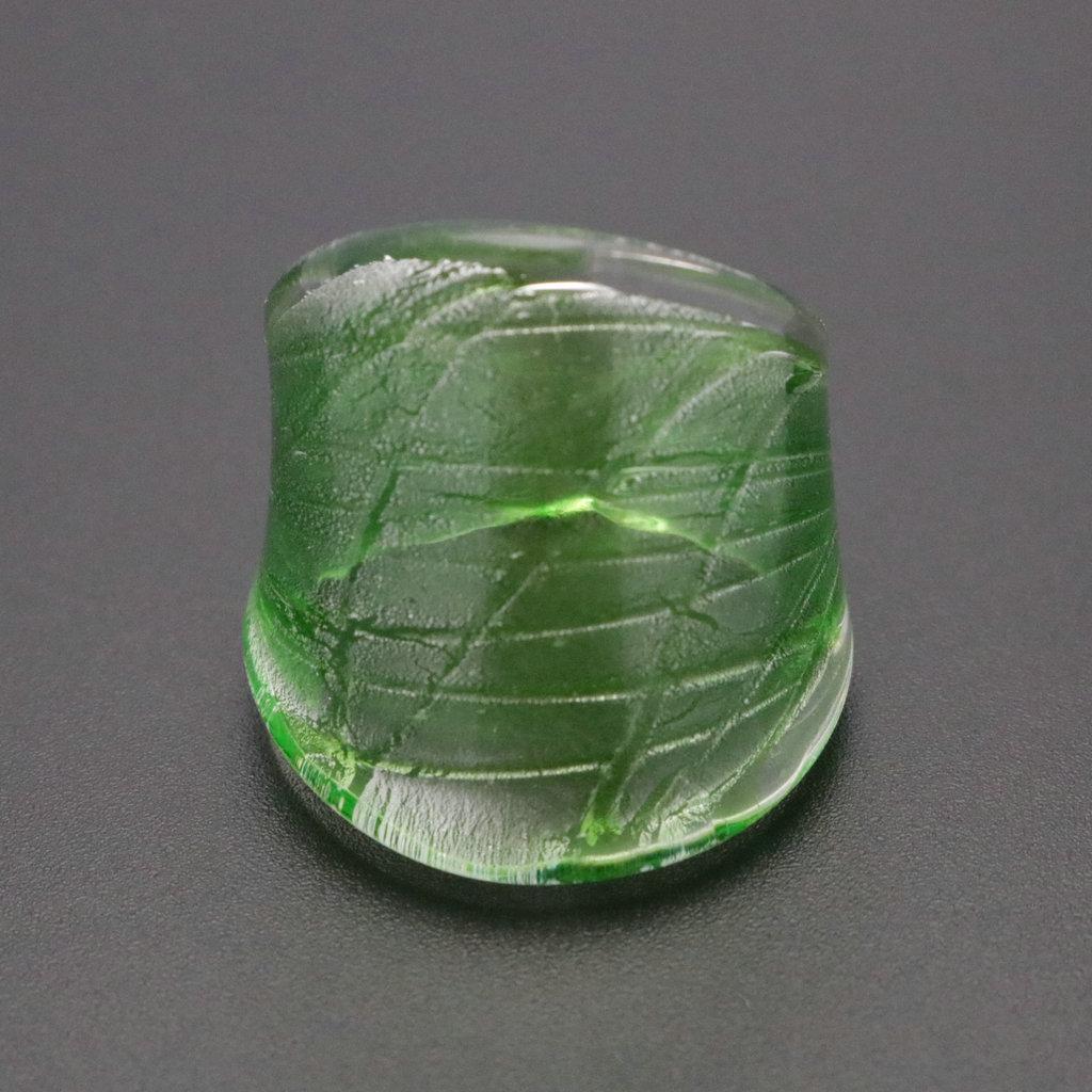 

Винтажное этническое полосатое стеклянное кольцо для женщин - Фиксированный круглый дизайн с личным стилем Size 8 зелёный