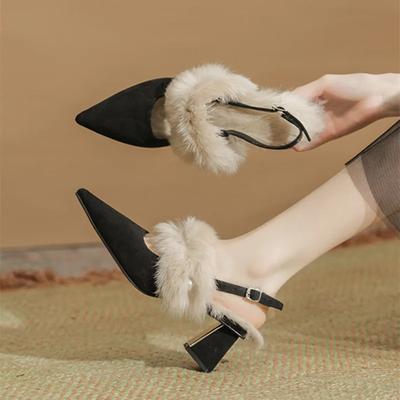 Mode Luxus Fellige Klobige Absatzsandalen Damen Winter 2025 Mode Spitzschuh Elegante Absätze Wildleder Riemchen hinten Partyschuhe Damen Pumps