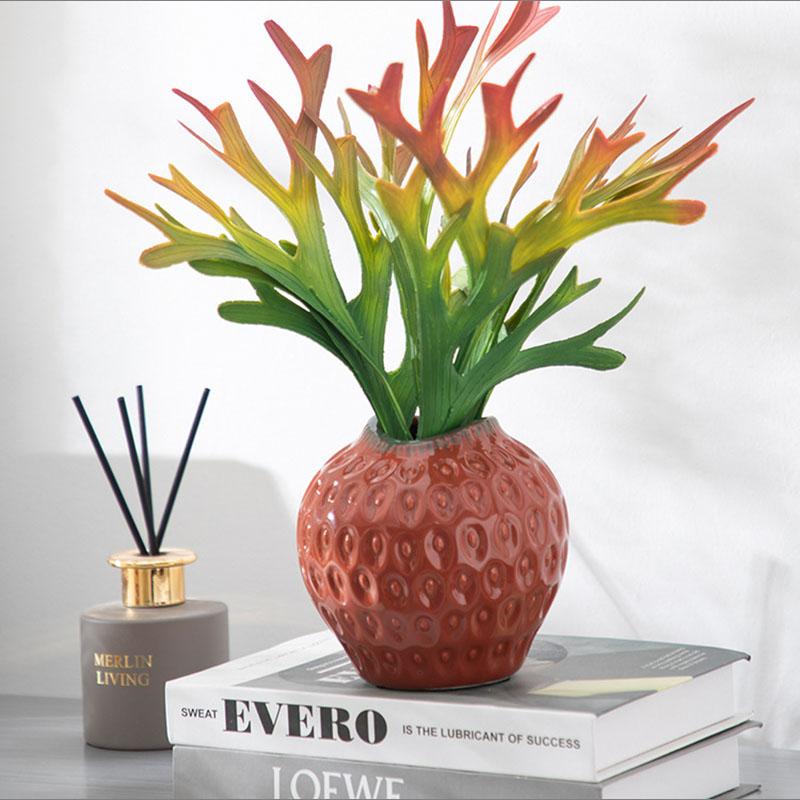 Rote Erdbeer-Keramikvase Abstrakte Kunst Hydroponische Blumendekoration Wohnzimmer Esstisch Obst-Keramikvase Heimdekoration