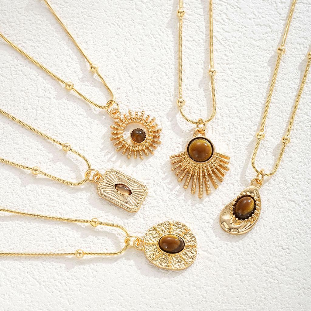 iF ME 5PCS Vintage Brown Opal Pendant Necklaces for Women Maillard Gold Color Metal Geometric Choker Necklaces Y2K Jewelry Accessories