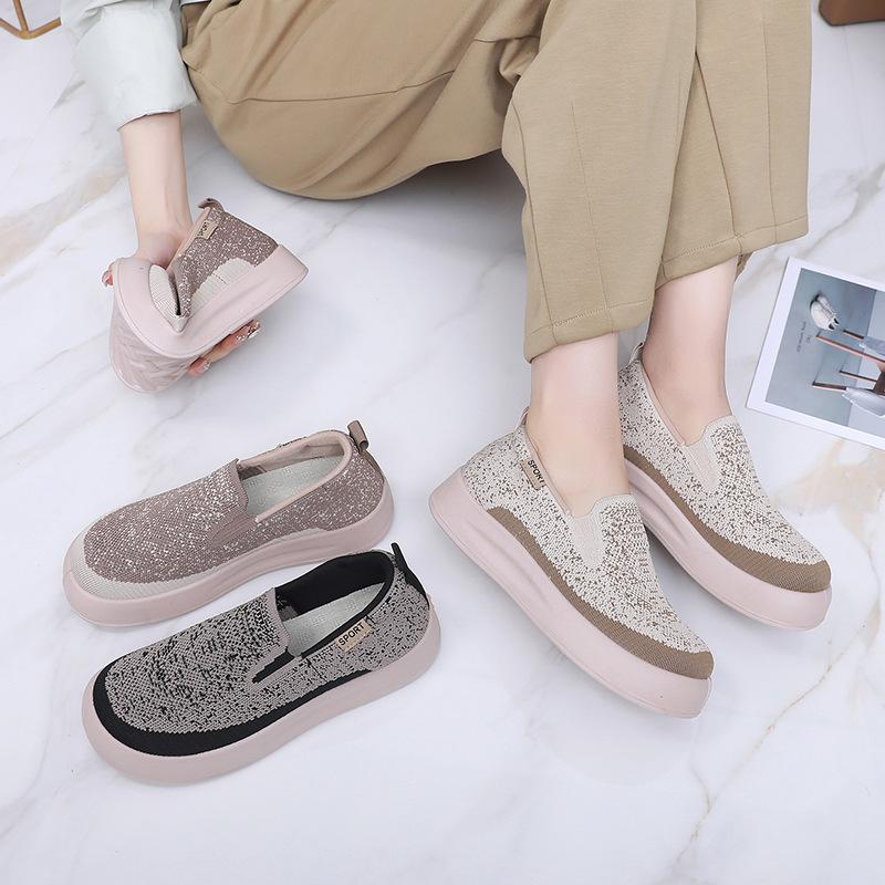 2025 spring and autumn new shoes women's single shoes casual daily one-pedal mother shoes non-slip soft sole lightweight women's shoes