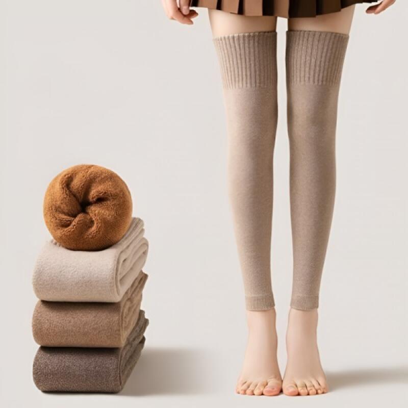 

Winter long leg warmers 02. Brown
