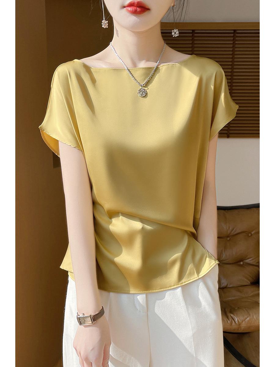 

2026 Women s One-Shoulder Satin Short-Sleeve T-Shirt: Loose, Flaw-Covering, Slimming, High-End Imitation Silk 2XL